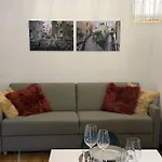 Hochwertige Goldenkey Mitten In Der Altstadt Aψβούργη