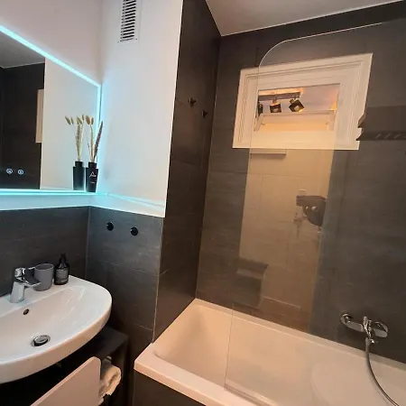 Hochwertige Goldenkey Mitten In Der Altstadt *