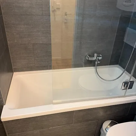 Hochwertige Goldenkey Mitten In Der Altstadt 아파트 *