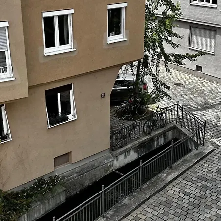 Hochwertige Goldenkey Mitten In Der Altstadt