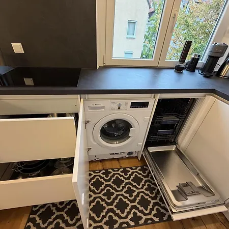 Goldenkey-suites - Spacious Luxury In The Heart Of Old Town - Premium Open-plan Kitchen