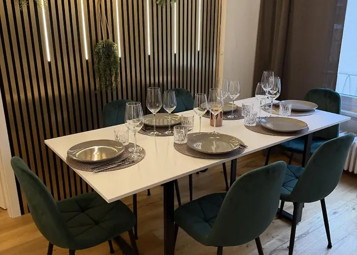 Hochwertige Goldenkey Mitten In Der Altstadt Appartement *