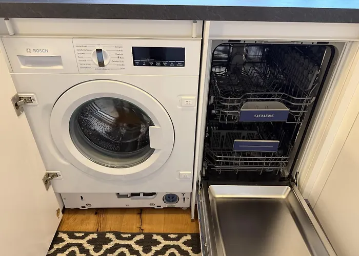 Hochwertige Goldenkey Mitten In Der Altstadt Augsburg